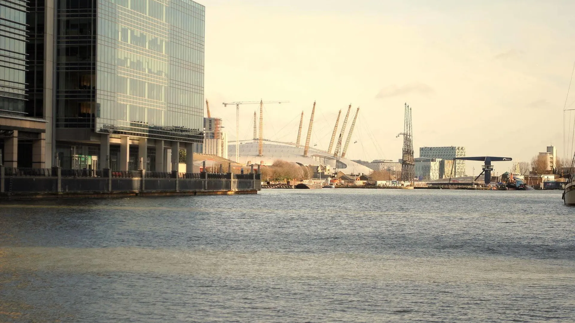 Apartment Wharf City Tower London